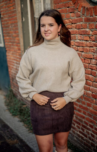 trui-marjolein-beige
