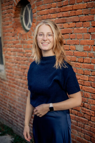 trui-norah-donkerblauw