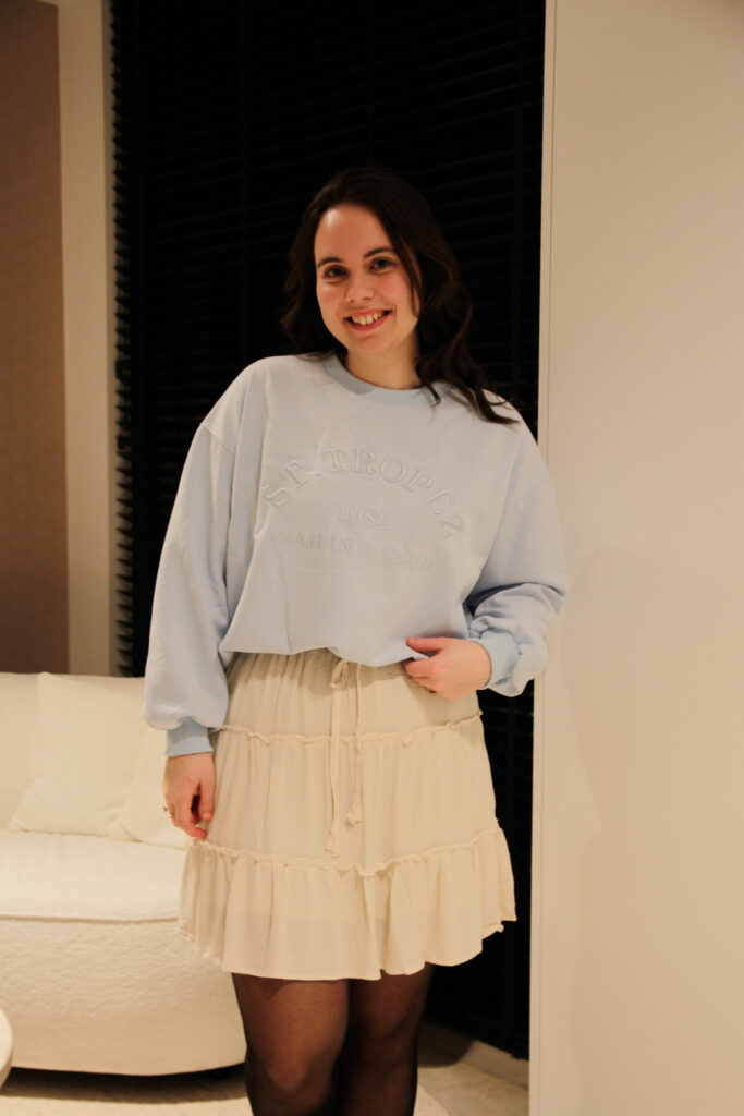 Trui Manon lichtblauw