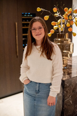 trui-alpaca-off-white